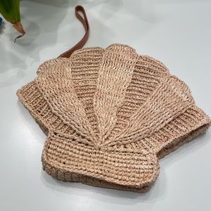 & Other Stories Woven Straw Seashell Clutch Bag